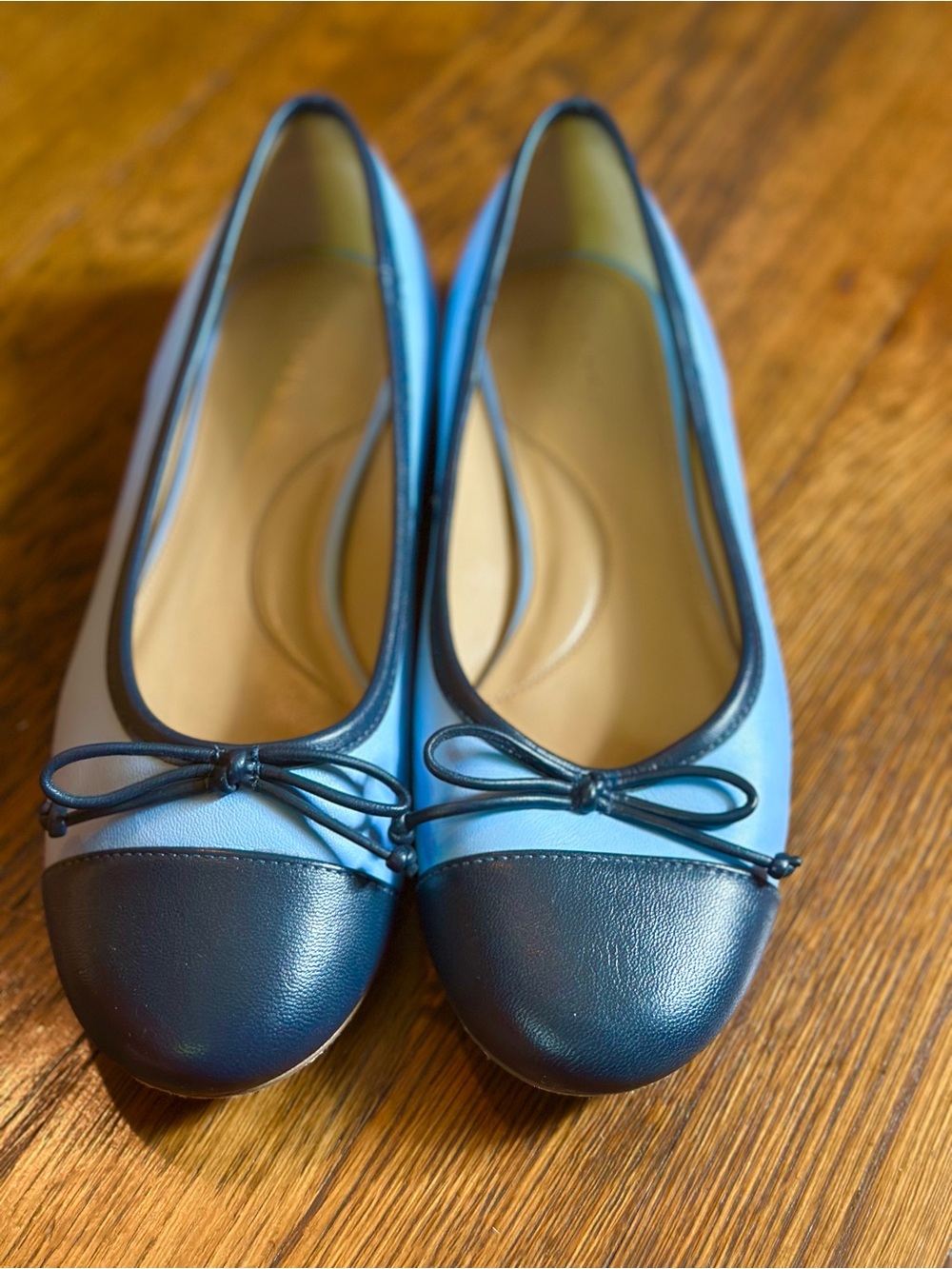 Talbots Blair Cap Toe Leather Ballet Flats - Light Blue & Navy - Size 7.5